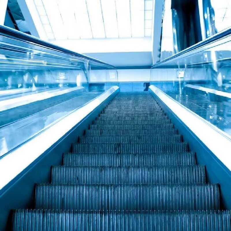 Sleek And Safe 0.5 Meters Per Second Escalator Lift  Energy Efficient And Customizable